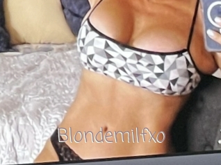 Blondemilfxo