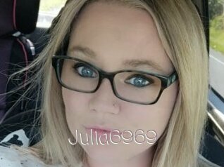 Julia6969