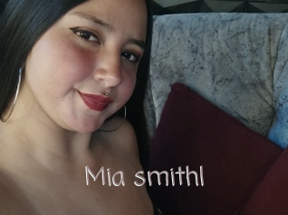 Mia_smithl