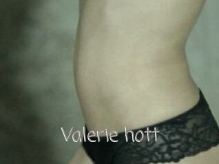 Valerie_hott